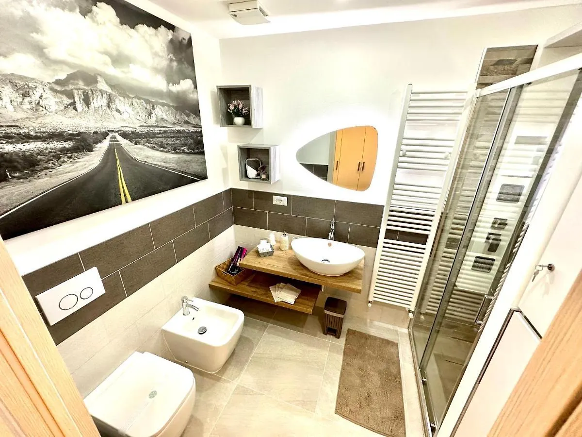 Suite N&M Con Posteggio Gratuito 산레모 0*,
