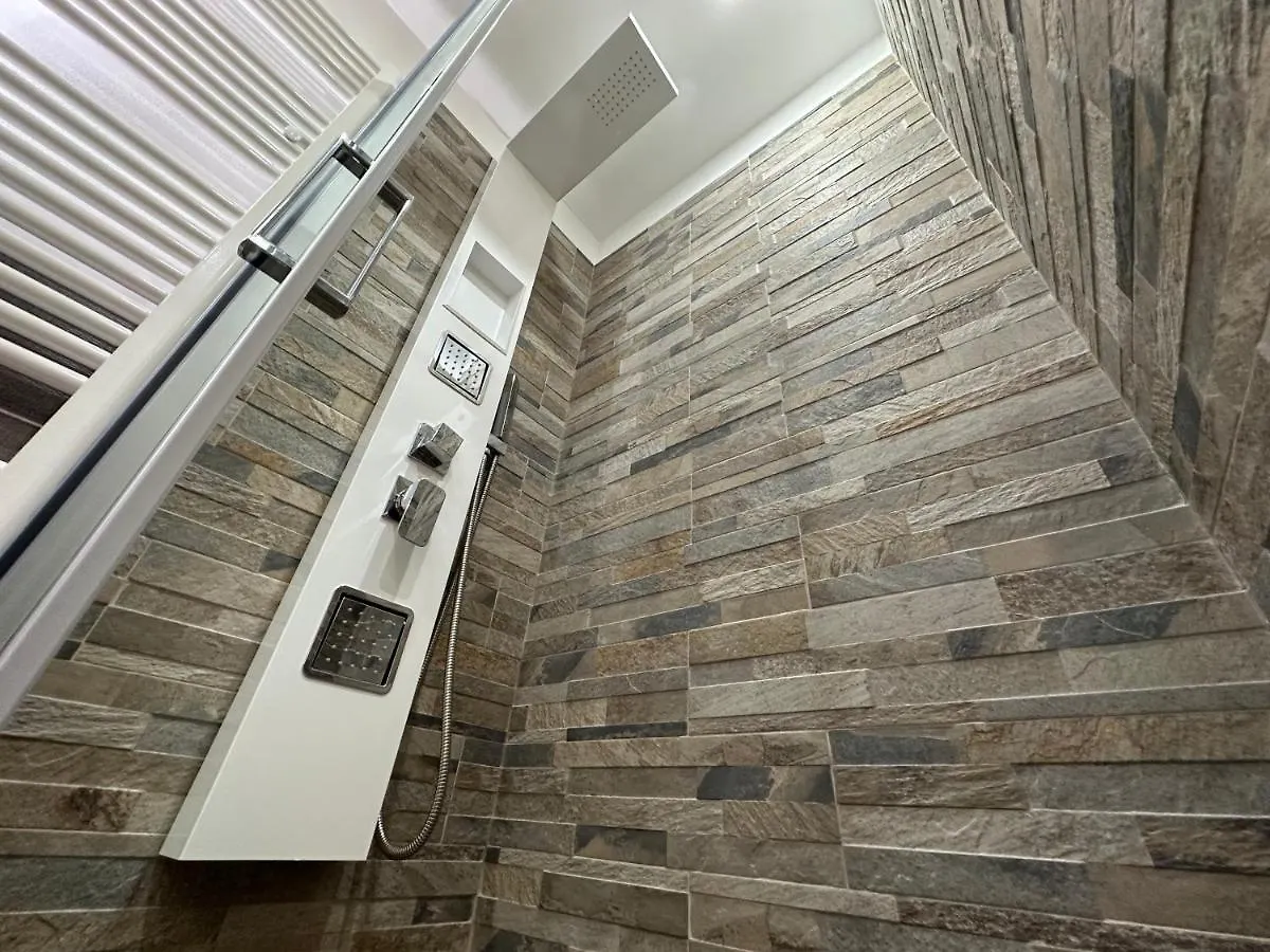 Suite N&M Con Posteggio Gratuito 산레모 0*,